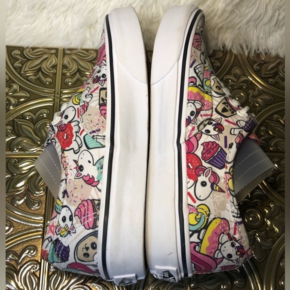 Vans Unicorn Print Kids Sneakers size 2 - Picture 14 of 16